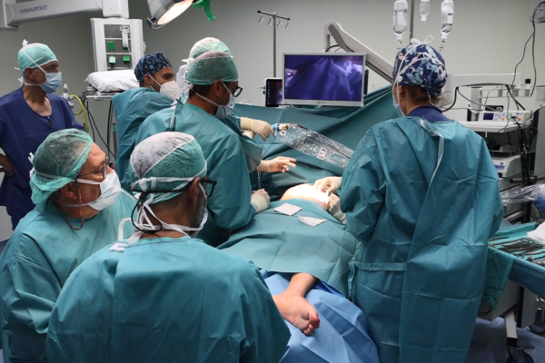 First operation in Europe to reconstruct the brachial nerve so that patients with high tetraplegia can breathe again.